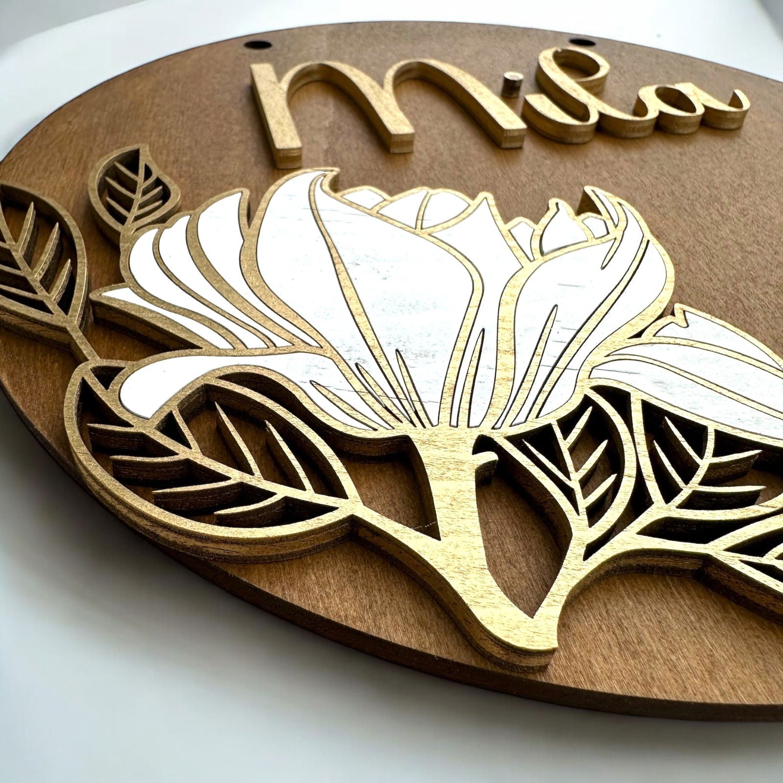 Exklusive Namensschilder | Blumenmotive & goldene Akzente | Elegante Personalisierung - heartbeat - 