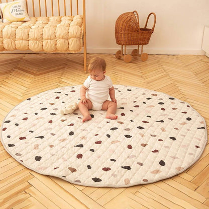 Hakuna Matte Gesteppte Krabbeldecke | Confetti-Design | 1,5 m Durchmesser - heartbeat - Spielmatten