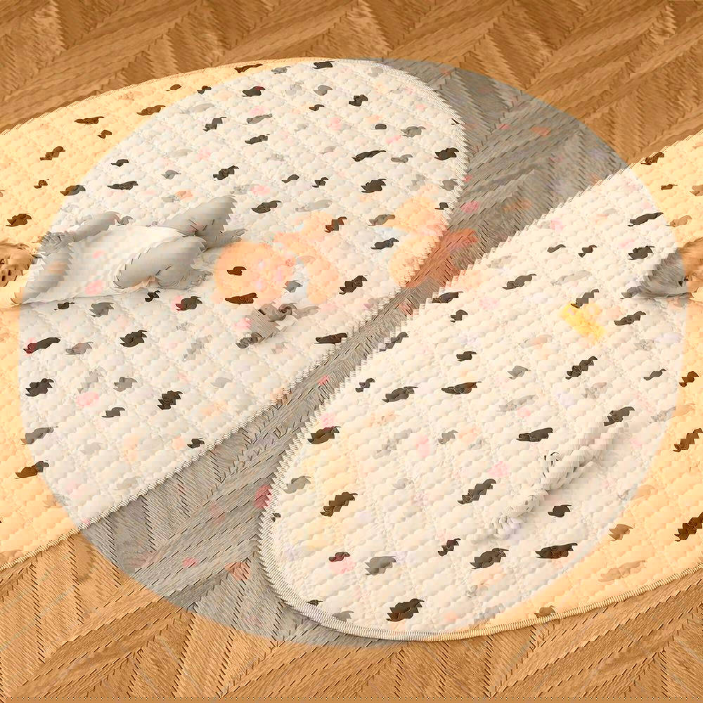 Hakuna Matte Gesteppte Krabbeldecke | Confetti-Design | 1,5 m Durchmesser - heartbeat - 