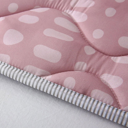Hakuna Matte Gesteppte Krabbeldecke | Unisex-Hygge-Design | Rosa Muster | 127 x 127 cm - heartbeat - 